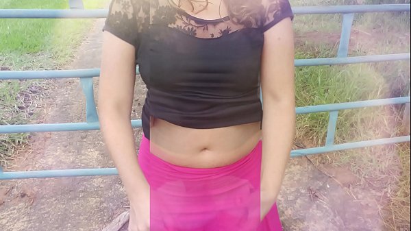 اللعب في المزرعة ، زوجة منزل حقيقية ، الكلبة وزوجها الديوث في البرية